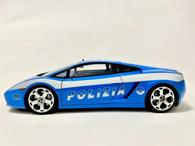 Miniatura Lamborghini Gallardo Autoart Escala 1:18