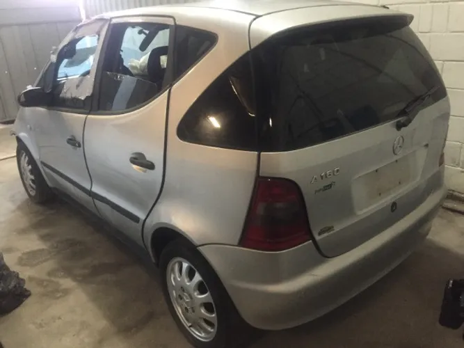 Sucata Mercedes-benz Classe A160 2003 Para Retirada De Peças