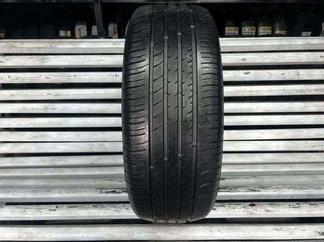 Pneu 195/55/15 Duraturn (Usado) R$279,00 / Pneu 195/55R15
