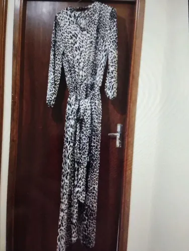 Vestido longo de onça Lily Sarti n48
