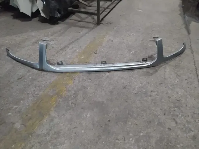 Bigode Parachoque Toyota Rav4 2003 2004 2005 2006