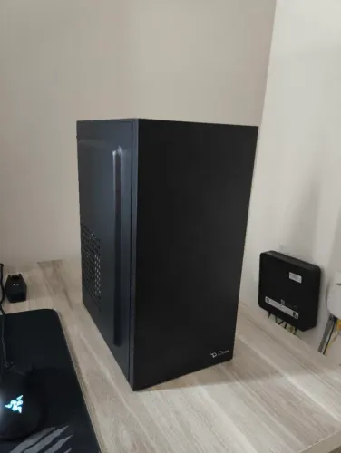 Computador Core i3 10° Geração 8Gb de Memória RAM SSD de 120GB