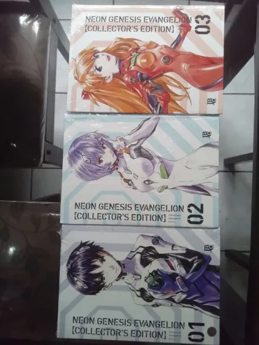 Três mangás Evangelion collector's edition da jbc lacrados!