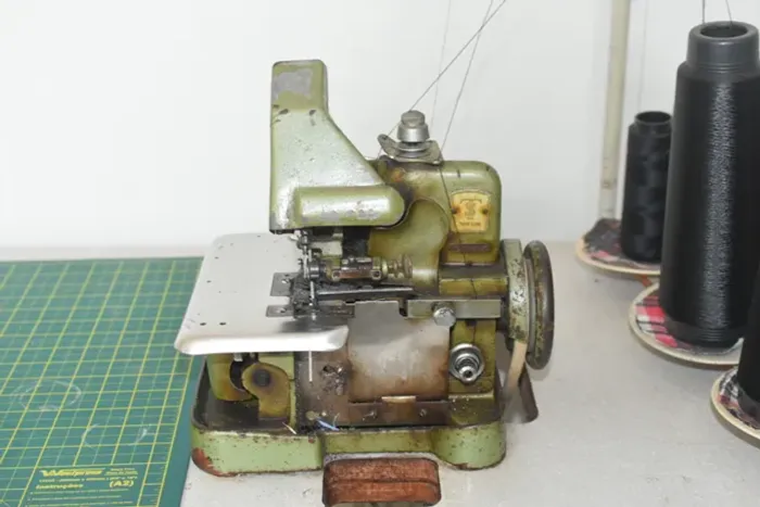 Overloque semi industrial