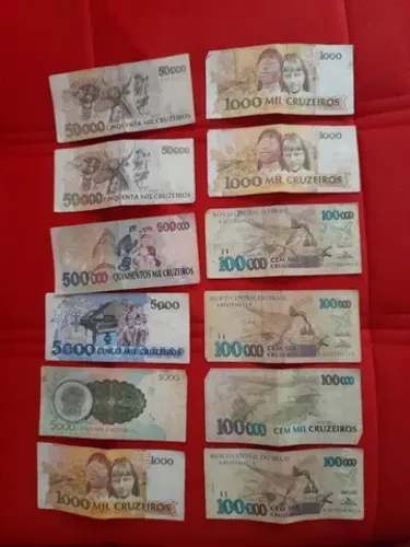 Lote com 12 Cédulas Antigas: Cruzeiros