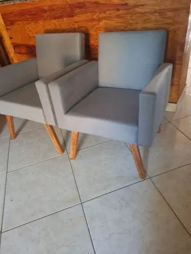 Kit 2 poltronas, direto da fábrica, em até 10x sem juros no cartão