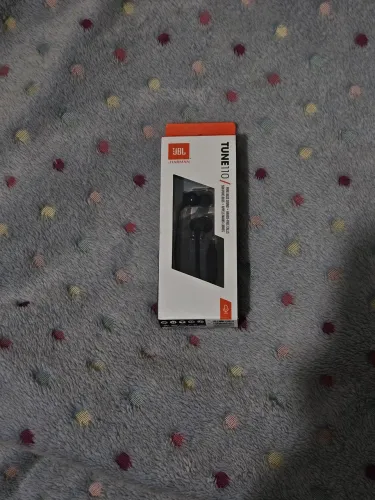Fone de Ouvido JBL Tune 210 Preto com Microfone