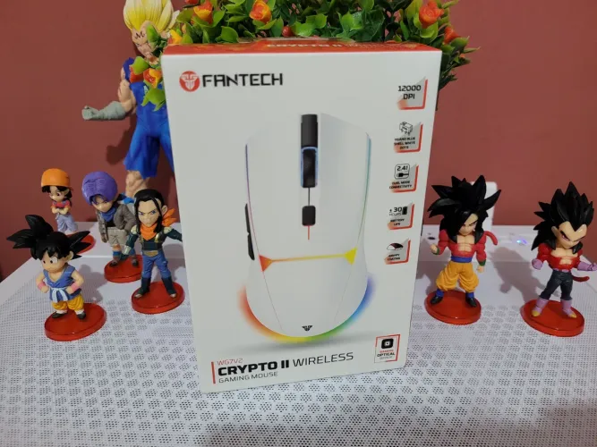 Mouse gamer sem fio Fantech Crypto 2 Wireless WG7V2
