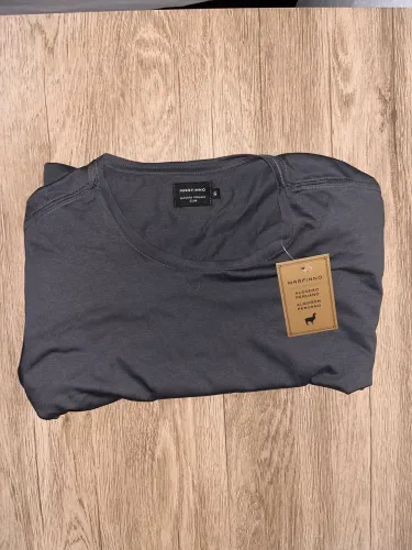 Camiseta básica Marfinno Tamanho G