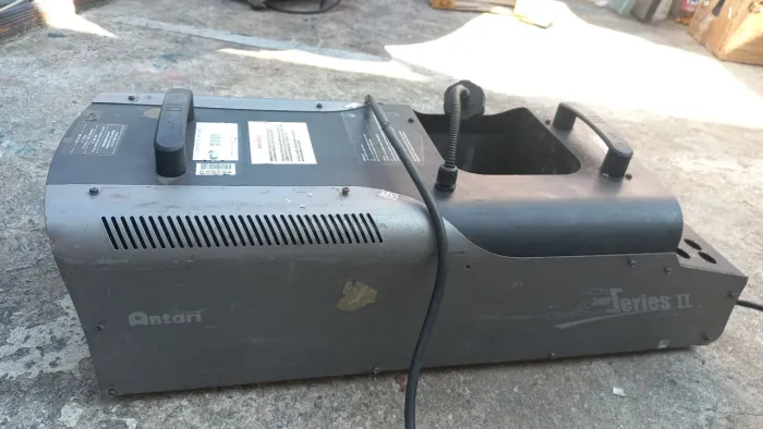 Carcaça Máquina de fumaça antari z3000 