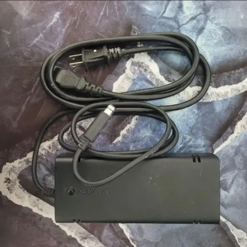 Fonte Xbox 360e (Super Slim) 127v