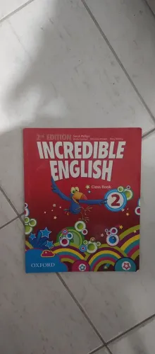 Livro de Inglês Incredible English