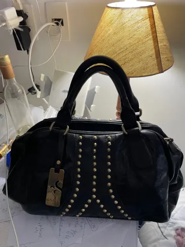 Bolsa Saava em couro legítimo