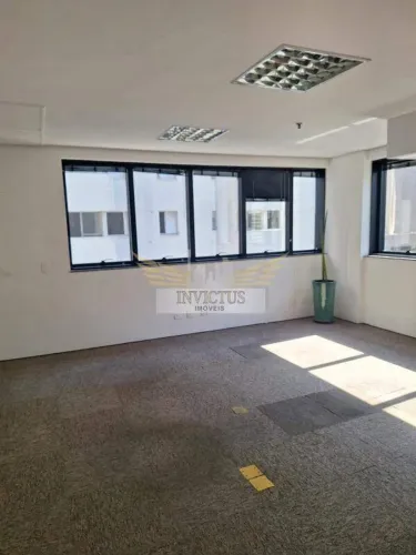 Conjunto Comercial no Edifício New Century Place com 6 Salas para Comprar, 246m² - Moema, 