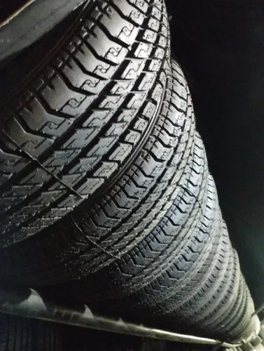 PNEU ARO 15 VIPAL LEGÍTIMO 185/65/R15 