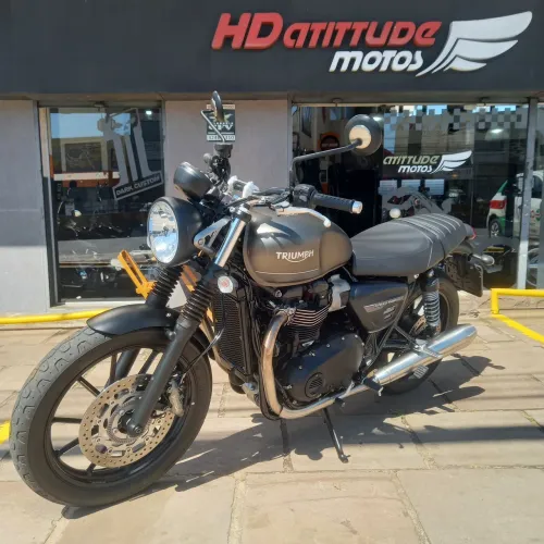Triumph Boneville Speed Twin 900 - 2023 - 4.600km
