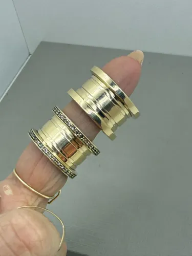 Aliança Ouro 18k modelo Bulgari com Brilhantes