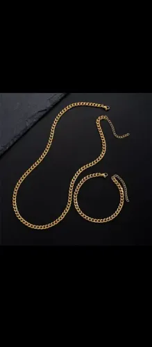 Conjunto de Colar e Pulseira em Aço Inoxidável Dourado