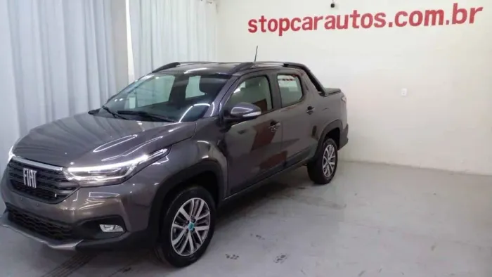 Fiat Strada Volcano 1.3 Flex 8V CD 2026