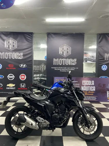 YAMAHA/FZ25 FAZER 2021