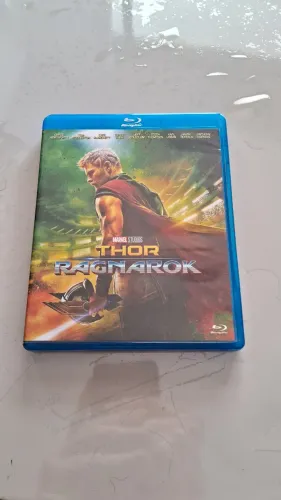 Thor Ragnarok Blu-ray
