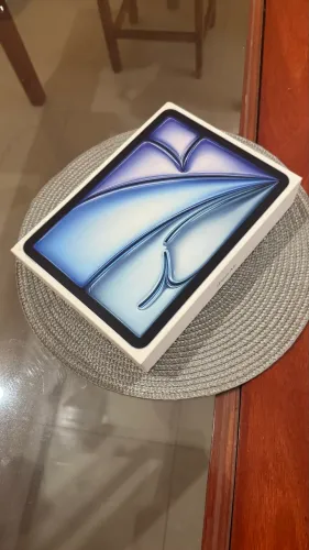 iPad Air M3 11 2025  128gb NOVO