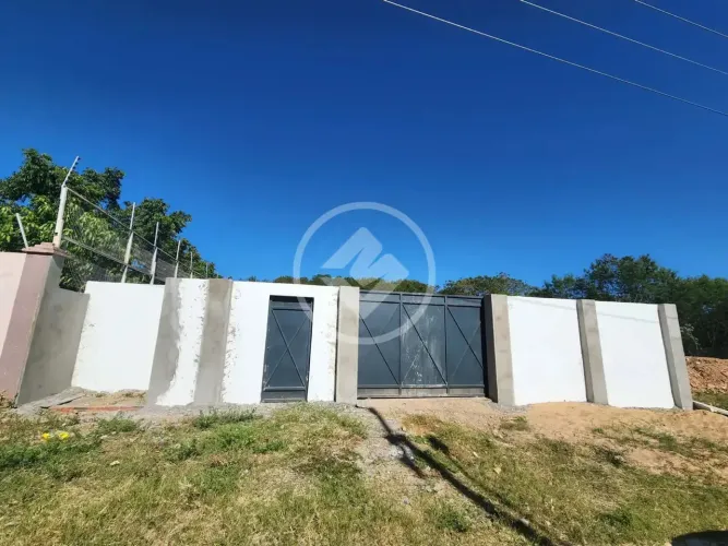 TERRENO NO SANTA ROSA - COM MUROS E PORTÃO codigo: 124861