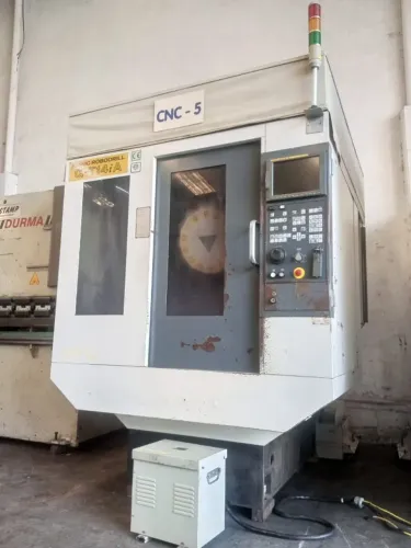 Centro de Usinagem Fanuc Robodrill T14iA - EMP02