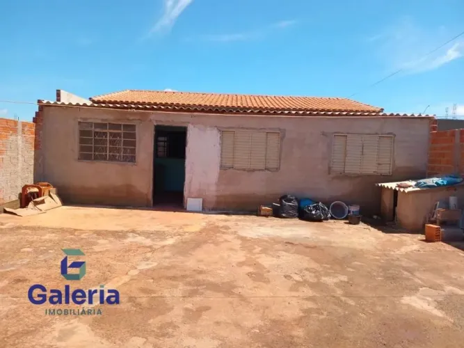 Casa residencial com 2 quartos para alugar, 45m² - Jardinópolis