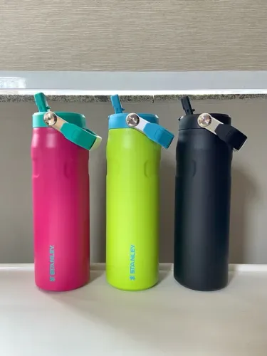 Garrafa Aerolight Flip Straw Stanley 710ml - Lançamento - Original