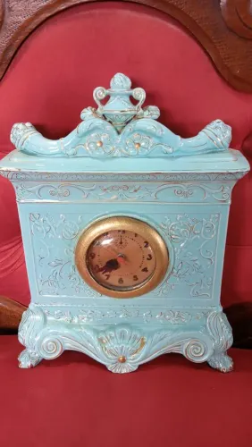 Relógio Português de porcelana 