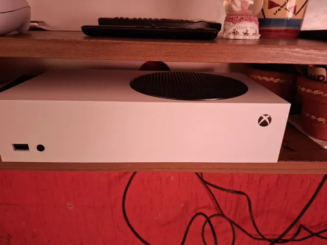 Xbox s novo novo uma semana de comprado com nota e todo