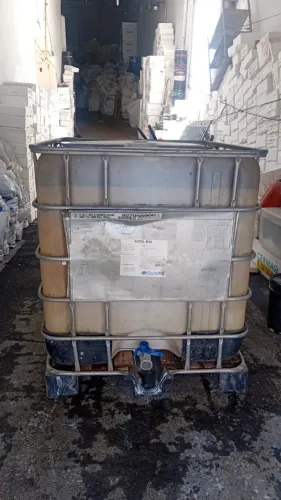 TANQUE IBC - 1000 LITROS COM VÁLVULA E ESTRUTURA METÁLICA