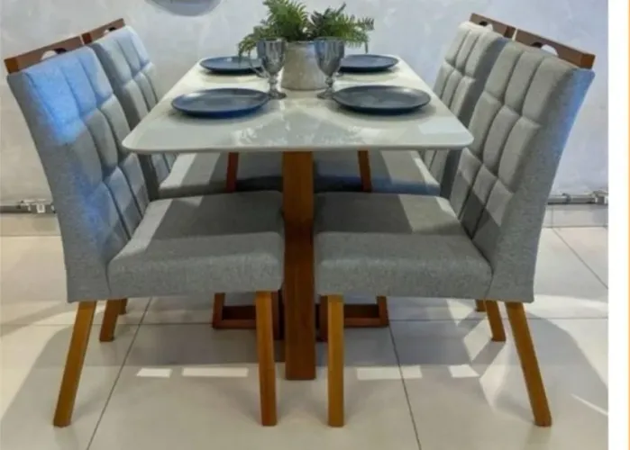 Conjunto de Mesa Com 4 Cadeiras - Novo