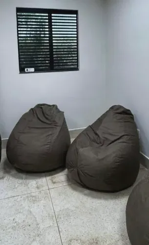 Puff pêra no Suede