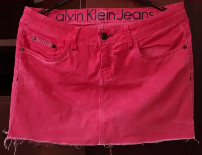 Saia Rosa Calvin Klein
