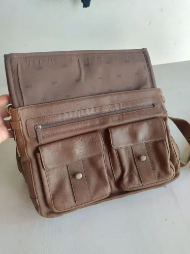 Bolsa Executiva Couro
