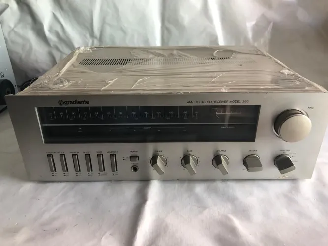 Receiver Gradiente 1260 AM/FM Stereo Vintage