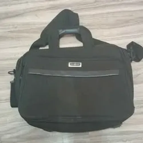 Bolsa para notebook/ video game espumada.