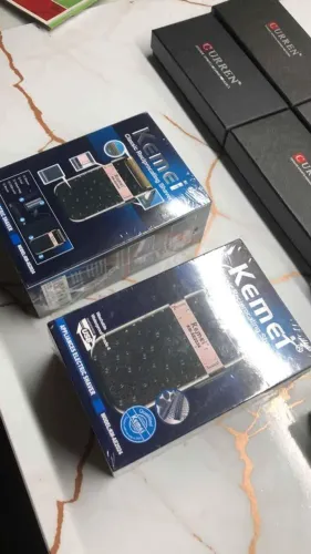 Barbeador Kemei