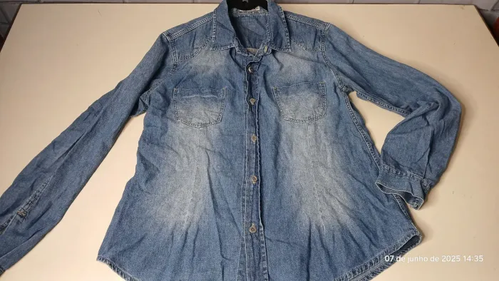 Camisa Jeans Feminina Tam: G