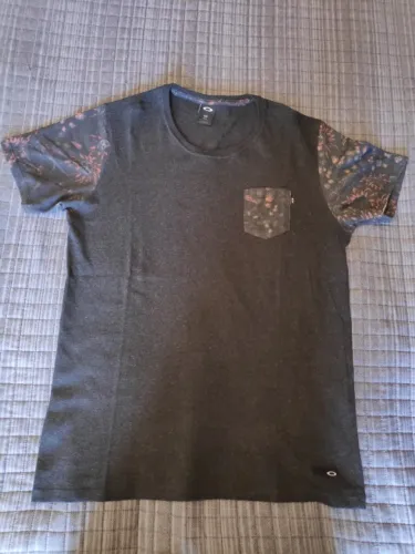 Camiseta Oakley