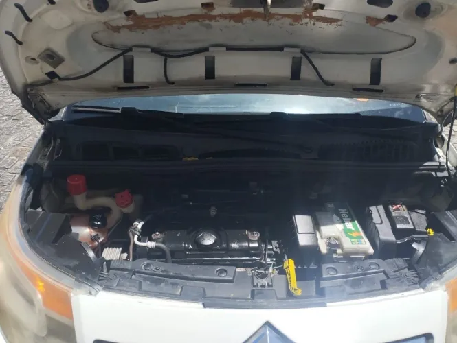 Citroen C3 Picasso GLX 1.5 Flex 8V 5P Mec. 2013