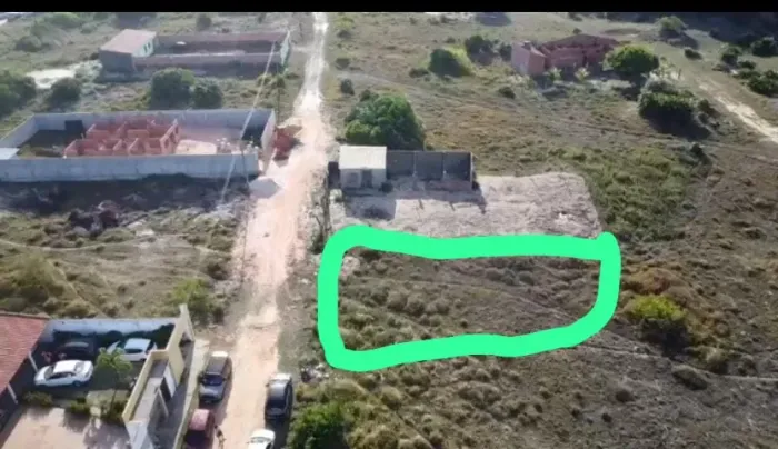 Terreno no Abais