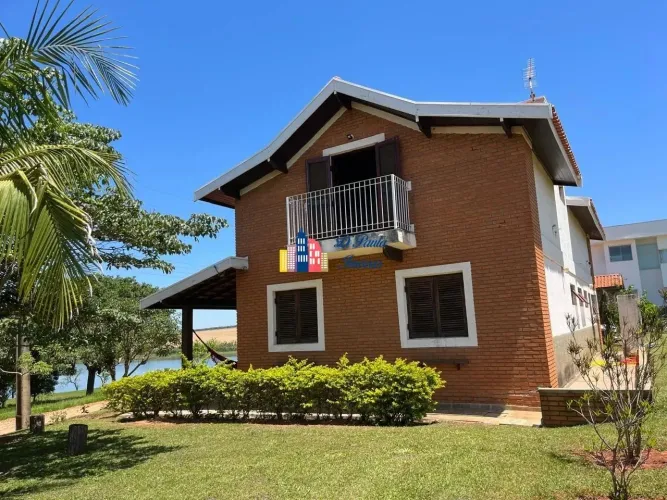 Casa com 4 Dormitórios sendo 1 Suíte, 350m² - À Venda, R$ 850.000,00 - Condominio Riviera
