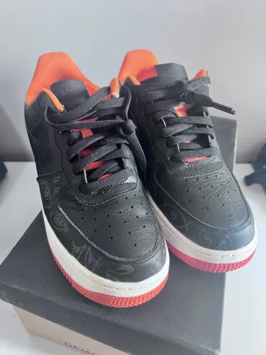 Nike Air Force edição especial Hallowen 
