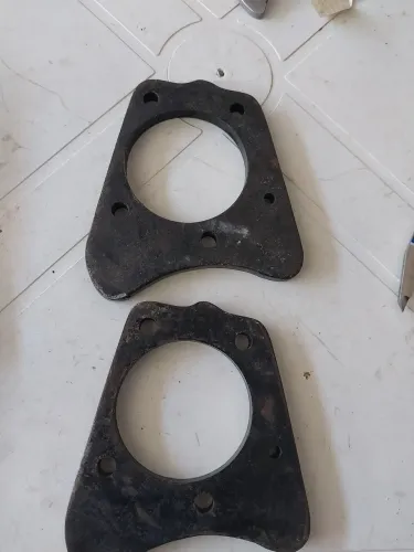 Suporte pinça freio traseiro para opala