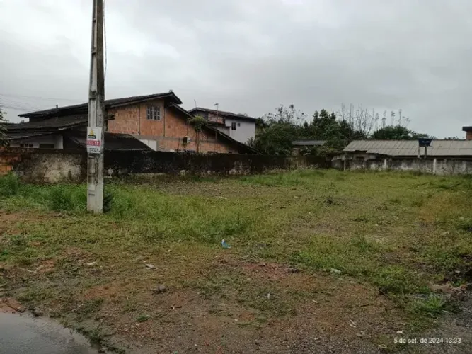  Vendo terreno escritura no mês junho/26 no coração de Pirabeiraba,  Joinville