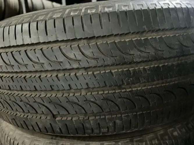 Pneu 225/60/17 Yokohama 80 % Vida Util
