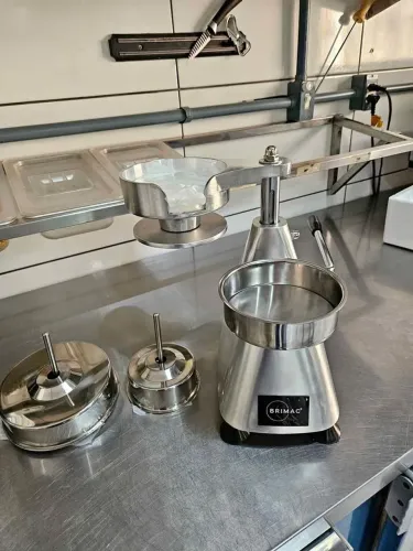 Modelador de hambúrguer 15cm Brimac pronta entrega - Marcos